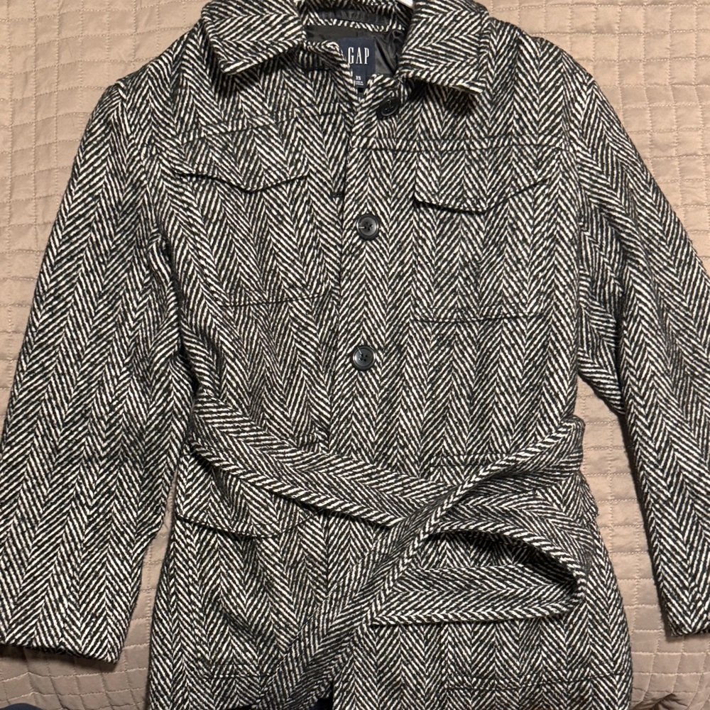 GAP Monochrome Herringbone Belted Coat